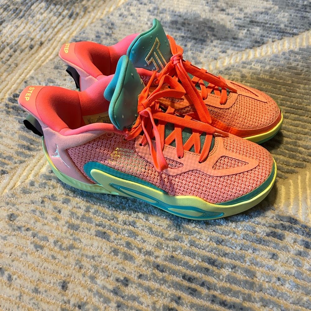 Nike Jason Tatum  “pink lemonade”
